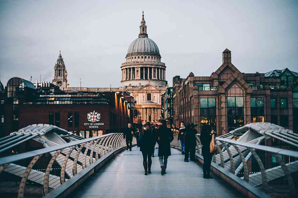 UK Opens ETA for Travelers from 42 More Countries featured image
